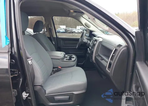 2016 Ram 1500 Express z USA, uszkodzony, nr VIN 1C6RR7FT5GS141580